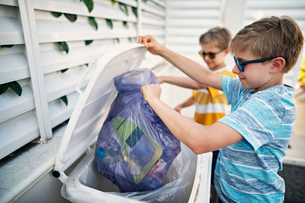 Best Junk Hauling Services  in Richland, MO